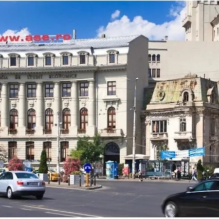 Apartment Piata Romana With Balcony *