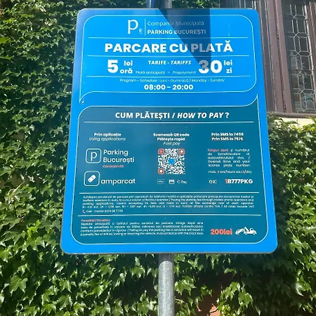 Piata Romana With Balcony